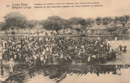 CONGO - Indigènes Se Rendant à Bords D'un Steamer Pour Vendre Leurs Produits - Carte Postale Ancienne - Congo Belga