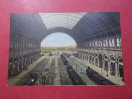 Carte Postale - ITALIE - Interieur De La Gare De Turin (4784) - Transportmiddelen