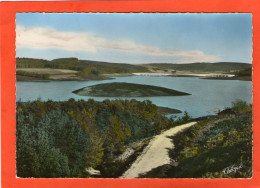 Entre PEYRAT-LE-CHATEAU Et ROYERE - Barrage De VASSIVIERE - Royere