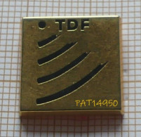 PAT14950 TDF Doré & Noir Groupe FRANCE TELECOM  En ZAMAC Non Signé - Telecom De Francia