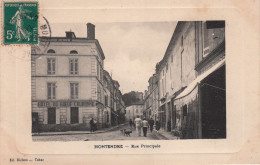 CPA 17  MONTENDRE   RUE PRINCIPALE - Montendre