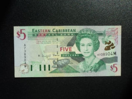 CARAIBES ORIENTALES : 5 DOLLARS  ND 2000  P 37m   NEUF - East Carribeans