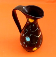 Années 1960-1970  Vase / Broc  Céramique Le Poët-Laval (Drôme) Brigitte France - Poet Laval (FRA)