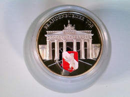 Münze/Medaille, Berlin Hauptstadt Deutschlands, Brandenburger Tor, Sammlermünze 1998, Cu Versilbert - Numismatiek