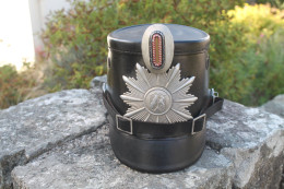 SHAKO DE LA POLICE ALLEMANDE - Cascos