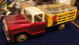 RARE 1960's A FRICTION MF 985 CHEVROLET FARM FOWLS TRANSPORTER TRUCK TIN TOY WORKS Jouet En Fer Blanc CHINA 205 Mm - Collectors & Unusuals - All Brands