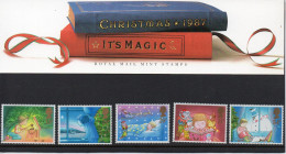 GB GREAT BRITAIN 1987 CHRISTMAS XMAS IT'S MAGIC PRESENTATION PACK No 185 +ALL INSERTS CHILDREN FATHER CHILDREN READING - Presentation Packs