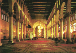 SYRIA, DAMASCUS, OMAYAD MOSQUE, INTERIOR - Syrie