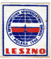 Ancien écusson Tissu Championnat Du Monde De Vol à Voile Pologne Leszno 1968 - Otros & Sin Clasificación