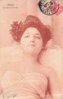 PHOTOGRAPHIE - Portait - Femme Allongée - Carte Postale Ancienne - Photographie