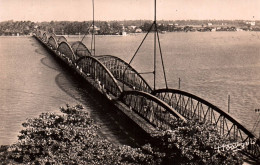 19638  SAINT LOUIS  Le Pont Faidherbe      ( 2 Scans)  SENEGAL - Sénégal