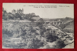 CPA - Saint Brieuc - (C.-du-N.) - La Vallée Du Gouédic - Viaduc De Toupin - Passage Du Train, Vue Prise De La Gare - Saint-Brieuc