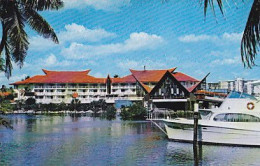 AK 164671 USA - Florida - Miami Beach - Castaways Motel, On Collins Avenue And The Ocean - Miami Beach