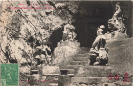 VIET NAM - Annam - Hué - Les Quatre Génies Défendant La Grotte - Carte Postale Ancienne - Viêt-Nam