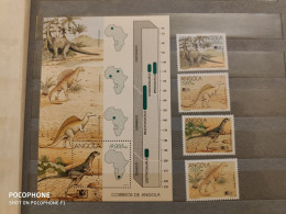 1994 Angola	Dinosaurs (F39) - Angola
