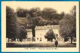 CPA 38 VINAY - Place Du Champ-de-Mars - Vinay