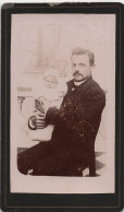 PHOTOGRAPHIE - Petite Photo 6.5x105.5 Cm - Portrait D'un Père Et Son Enfant - Anonymous Persons