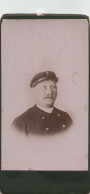 PHOTOGRAPHIE - Petite Photo 6.5x105.5 Cm - Portrait D'un Homme Avec Casquette - Facteur ? - Anonymous Persons