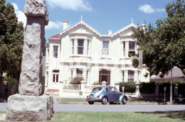 2 SLIDES SET 70s VW VOLKSWAGEN BEETLE KAFER GRAHAMSTOWN SOUTH AFRICA AFRIQUE 35mm DIAPOSITIVE SLIDE NO PHOTO FOTO NB2741 - Diapositives