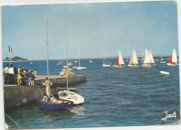 Delcampe - CPM  Saint Paul De Léon  école De Voile De Pempoul - Saint-Pol-de-Léon