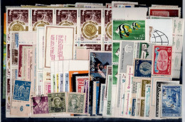 LOT OF 252 STAMPS MINT+USED+ 16 BLOCKS MI- 76 EURO VF!! - Collections (sans Albums)