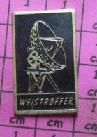 1620 Pin's Pins / Beau Et Rare / ESPACE / ANTENNE SATELLITE OU RADAR ? WEISTROFFER - Espacio