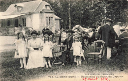 FRANCE - Issoire - Le Mont-Dore - Récréation Au Salon Du Capucin - Animé - Carte Postale Ancienne - Issoire