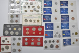 Alle Welt: Lot 20 Kursmünzensets / Packes / Einzelmünzen Aus Aller Welt. Dabei A - Other & Unclassified