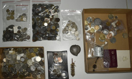 Alle Welt: Fundgrube: Circa 6,5 Kg Münzen Aus Aller Welt; Auch Silbermünzen, In - Autres & Non Classés