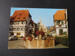 CPM 67 - DAMBACH LA VILLE - FONTAINE DE L OURS SUR LA PLACE DU MARCHE - Dambach-la-ville