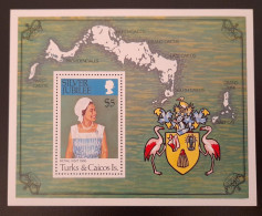 SD)1977, TURKS AND CAICOS ISLANDS, SOUVENIR SHEET, MAP, 25TH ANNIVERSARY OF THE CORONATION OF QUEEN ELIZABETH II, MNH - ...-1858 Prephilately