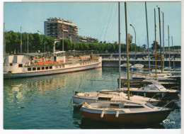 AIX Les BAINS - Bâteau Port Plaisance Voilier Yacht Vedette Hors-Bord - Voiliers