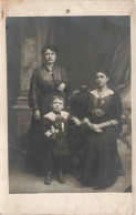 ENFANTS - Portrait De Famille - Carte Postale Ancienne - Grupo De Niños Y Familias