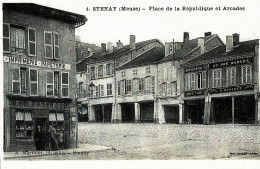 1293 - LORRAINE - STENAY - Place De La République Et Arcades - Lorraine