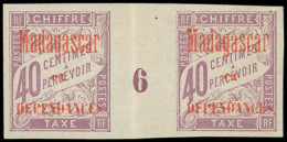 ** MADAGASCAR Taxe 5 : 40c. Violet, PAIRE Mill.6, Pli Sur L'intervalle, Sinon TB - Other & Unclassified