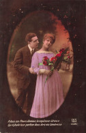 COUPLES - Fleurs D'amour - Colorisé  - Carte Postale Ancienne - Paare