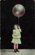 ENFANTS - Dessins D'enfants - Petite Fille - La Lune - Colorisé - Carte Postale Ancienne - Disegni Infantili