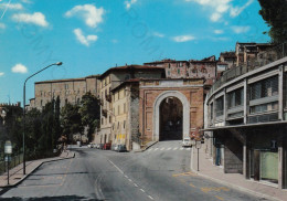 CARTOLINA  PERUGIA,UMBRIA-PORTA EBURNEA E VIA F.DI LORENZO-MEMORIA,CULTURA,RELIGIONE,BELLA ITALIA,VIAGGIATA 1976 - Perugia