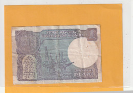 GOVERNMENT OF INDIA .  1 RUPEE  .  N° 79L 6133435 .  2 SCANNES - India