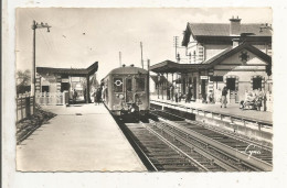 Cp, CHEMIN DE FER, La Gare , 78, LA CELLE SAINT CLOUD- BOUGIVAL, écrite, Ed. Abeille Cartes - Gares - Avec Trains