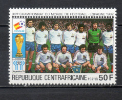 CENTRAFRIQUE N° 441   NEUF SANS CHARNIERE COTE 0.90€    SPORT FOOTBALL - Centrafricaine (République)