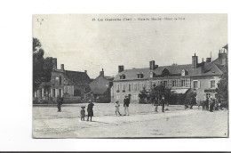 CPA DPT 18 LA GUERCHE , PLACE DU MARCHE, HOTEL DE VILLE En 1916! - La Guerche Sur L'Aubois