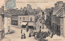 GORRON (Mayenne) - La Place Des Quatre-Piliers Un Jour De Marché - Voyagé 1906 (2 Scans) 134 Rue Des Couronnes Paris 20e - Gorron