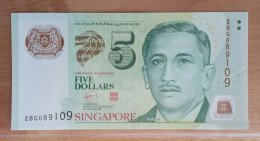 Singapore 5 Dollars 2007 UNC Polymer - Singapore