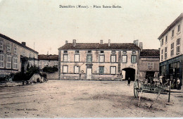 DAMVILLERS  -  Place Sainte-Barbe  -  Jolie Carte Colorisée - Damvillers