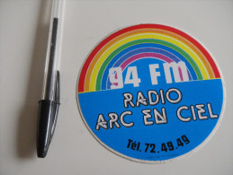 Autocollant - RADIO FM  - ARC EN CIEL - Autocollants