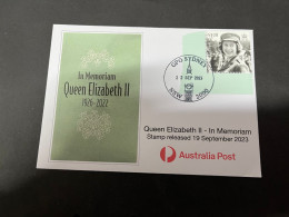 (24-9-2023) (2 U 2 A) Queen Elizabeth II In Memoriam (special Cover) Red Cross WWII (released Date Is 19 September 2023) - Lettres & Documents