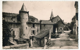 CPSM - BAGNOLS-LES-BAINS (Lozère) - Vieux Quartier, Rue De L' Eglise - Sonstige & Ohne Zuordnung