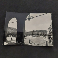 Cartolina 1952. Lodi. Piazza Della Vittoria. Condizioni Eccellenti. Viaggiata. - Lodi