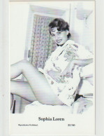 SOFIA LOREN  Postcard - 15  (rp) - Femmes Célèbres